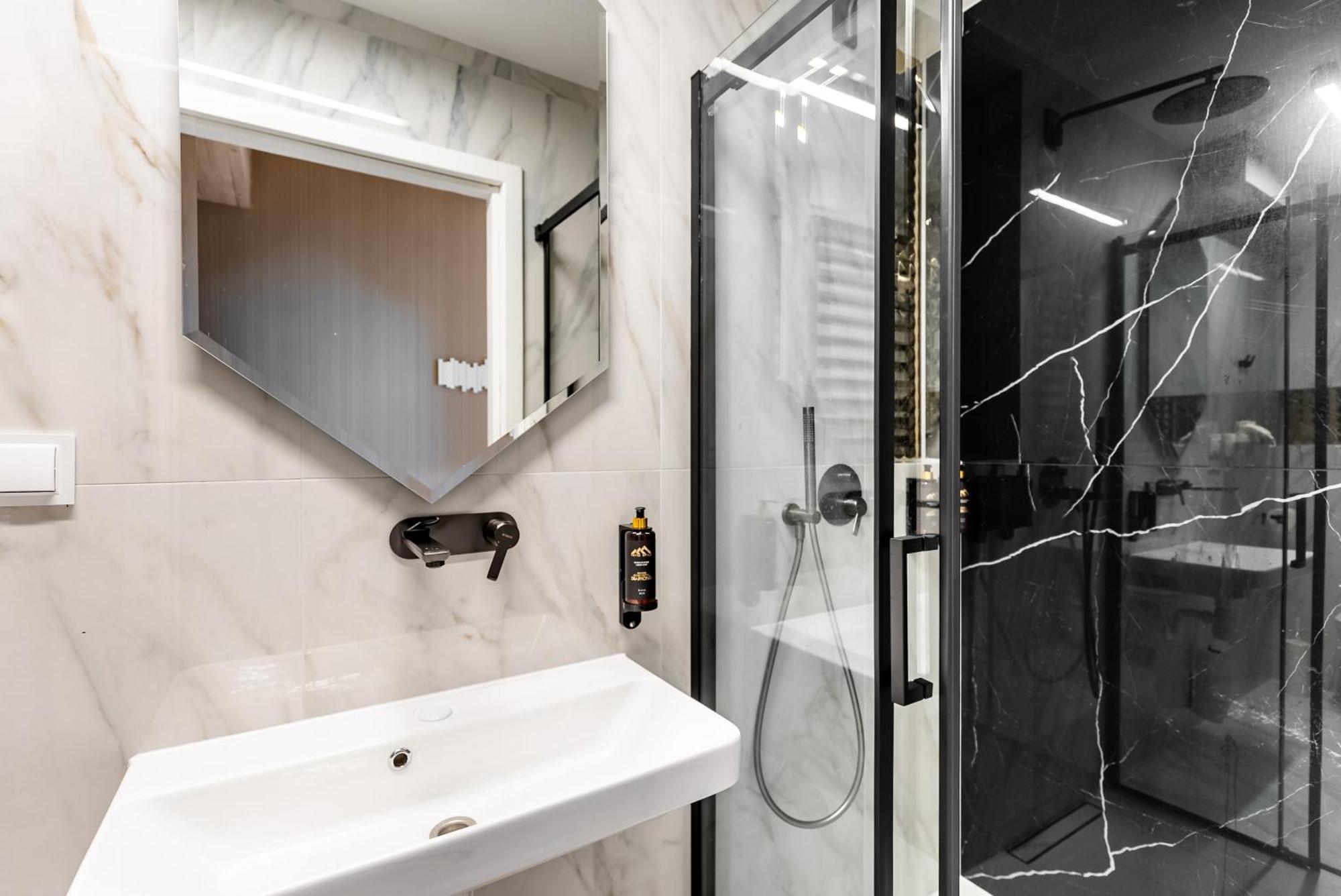 Aparthotel Diamond Spa Family Bialka Tatrzanska Ngoại thất bức ảnh